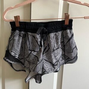 Lululemon short